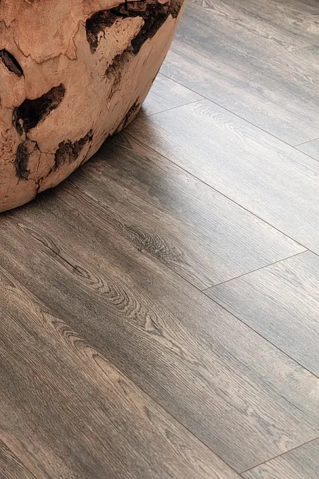 Влагостойкий ламинат MasterFloor by Kaindl фаска 4V