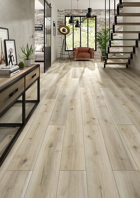 Влагостойкий ламинат Creativ, класс 33, фаска 4V